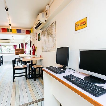 Alphabed Hostel 曼谷 外观 照片